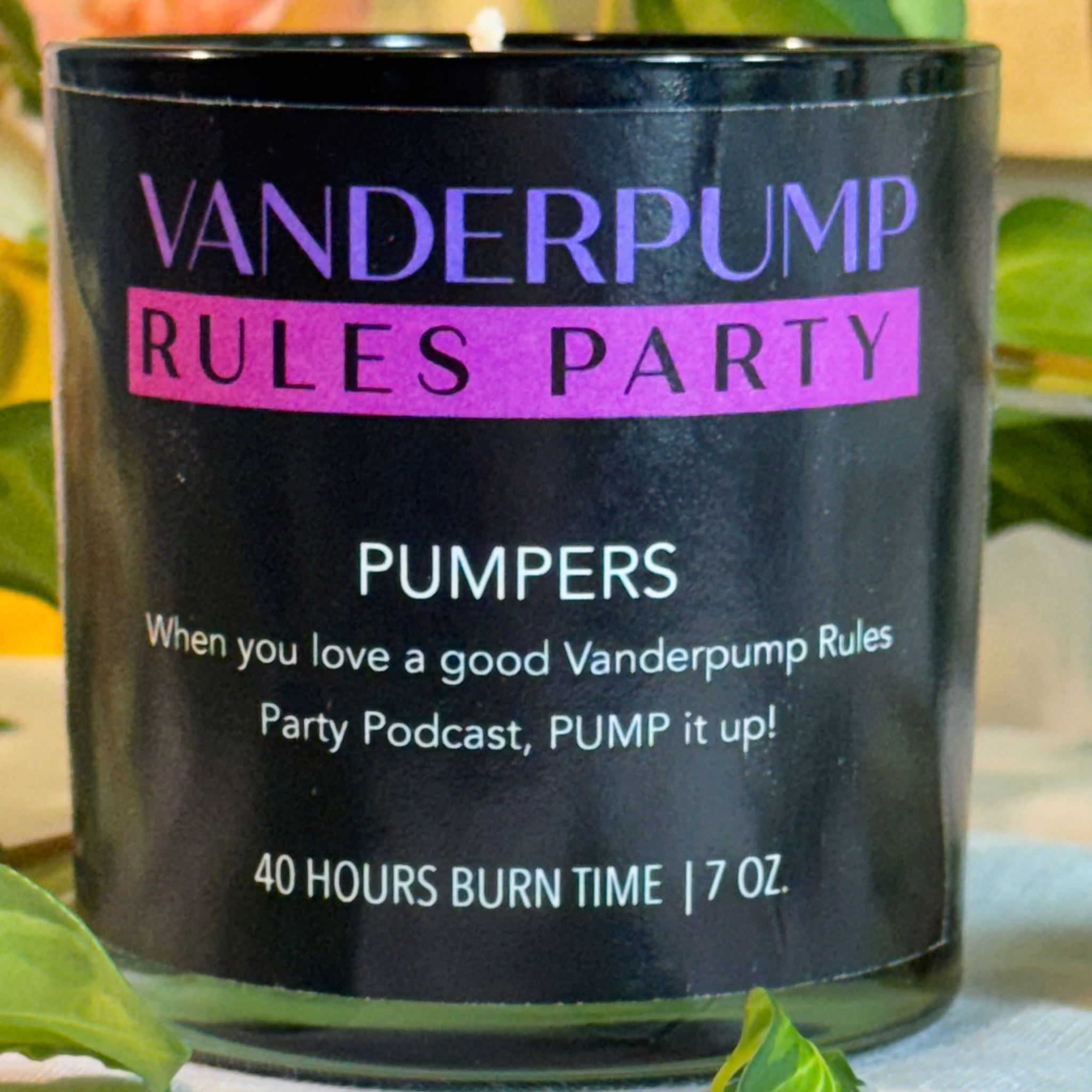 PUMPERS - smells that will enchant the sense  - black container 7 oz candle